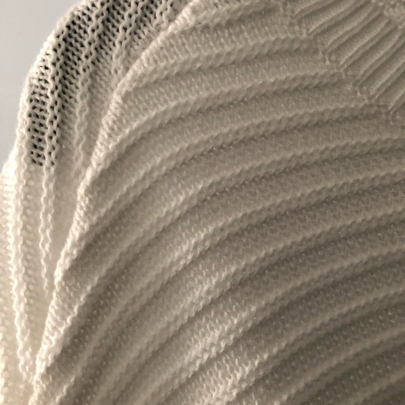 NWT Simply Vera White Sweater - Picture 2 of 12